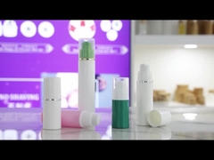 A024 serum losyonu için beyaz şişe ve gümüş çizgili beyaz kapağı olan hava geçirmez PP şişe